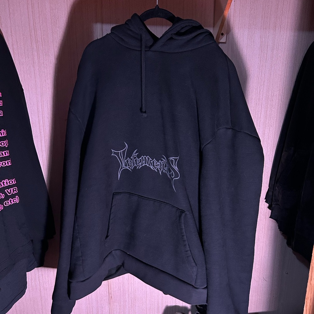 Vetements 2016 og metal